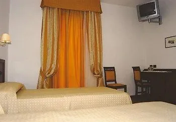 סומה קאמפניה Hotel Scaligero