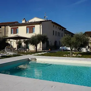 Couette-café Eldorado, Sommacampagna